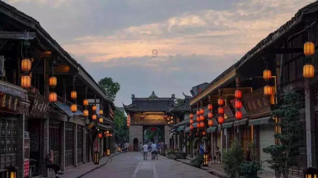 下列不属于学生权利的有什么a受教育权b参与学校民主管理的权利c荣誉权d姓名权？游戏画面